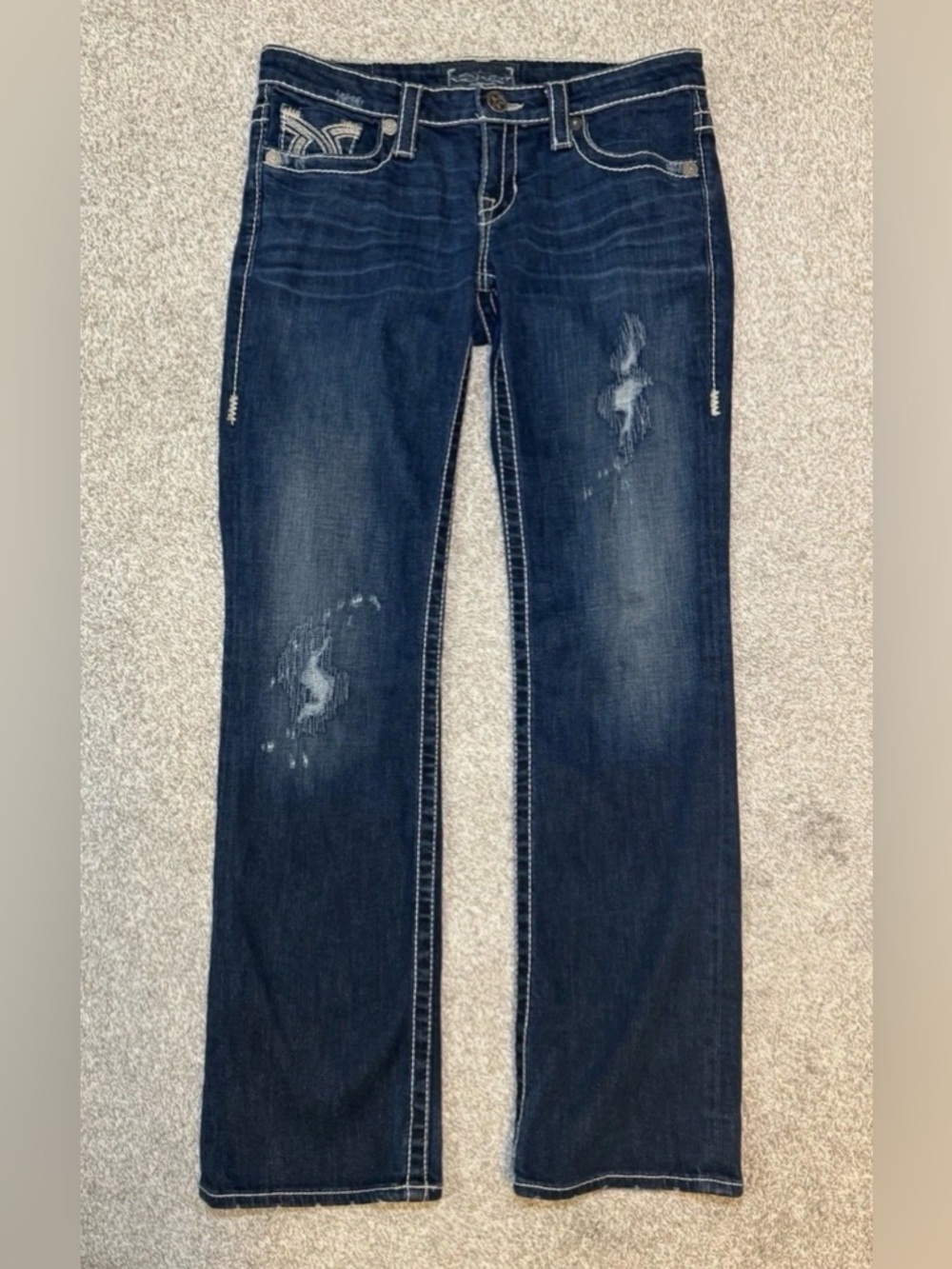 Big Star LIV Women's 28 R Boot Cut Jeans
Stretch Denim Distressed Msrs 31 X 32